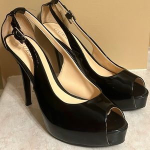 GUESS Black Patent Leather Size 8 1/2 Sexy Sling Back Open-toe Pumps!!